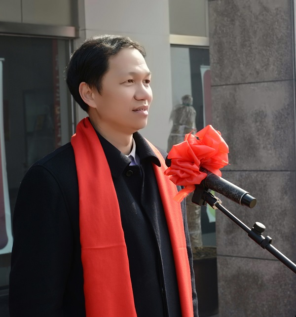 20210312-1615526500300576.jpg DSC_3646_Portrait+.jpg